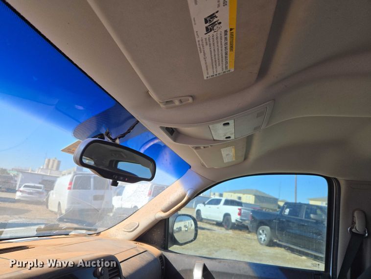 image for item ET1187 2007 Chevrolet Silverado 1500 Crew Cab pickup truck