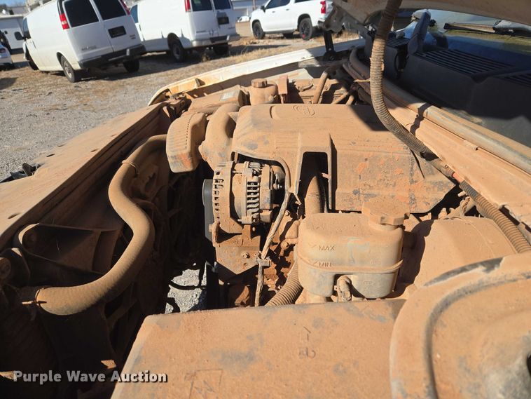 image for item ET1187 2007 Chevrolet Silverado 1500 Crew Cab pickup truck