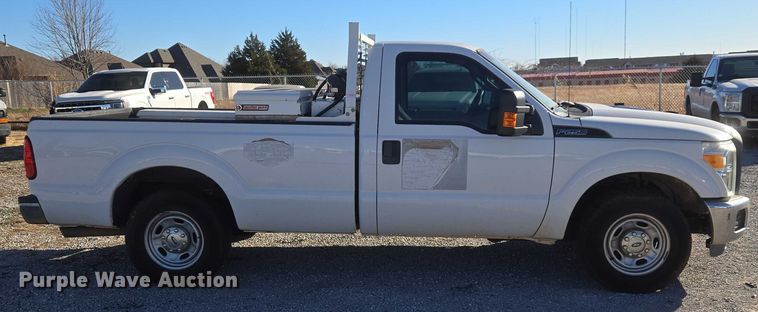 image for item ET1189 2016 Ford F250 Super Duty XL pickup truck