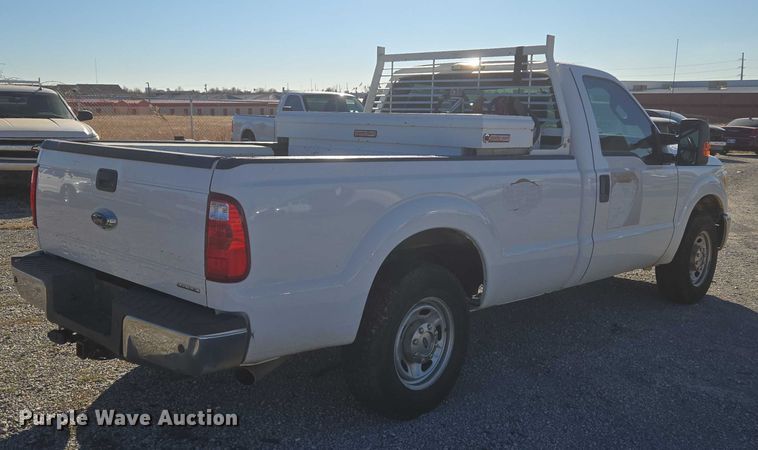 image for item ET1189 2016 Ford F250 Super Duty XL pickup truck