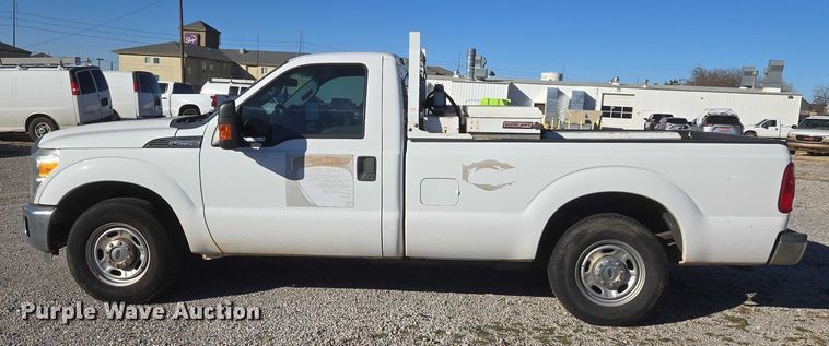 image for item ET1189 2016 Ford F250 Super Duty XL pickup truck