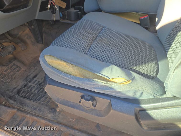 image for item ET1189 2016 Ford F250 Super Duty XL pickup truck