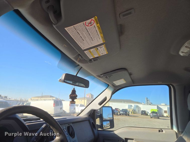 image for item ET1189 2016 Ford F250 Super Duty XL pickup truck