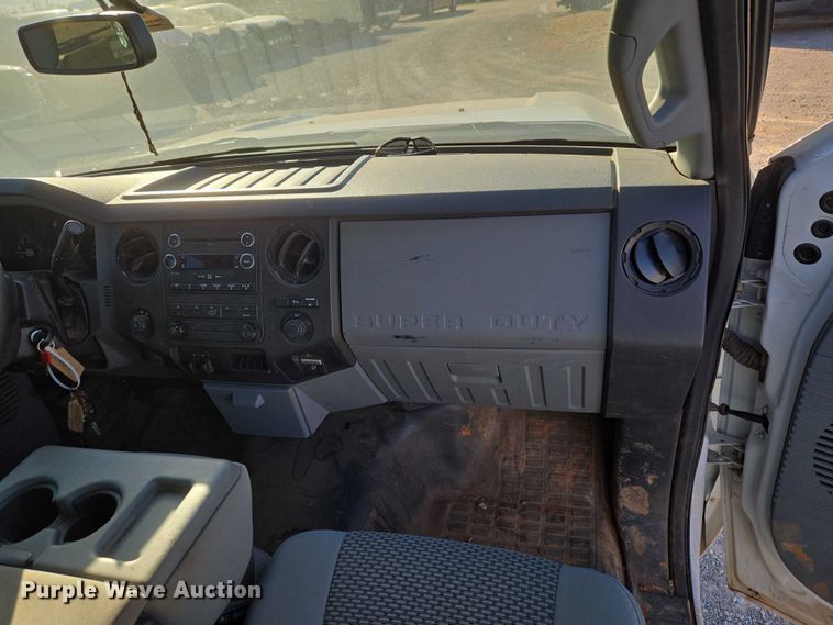 image for item ET1189 2016 Ford F250 Super Duty XL pickup truck