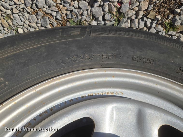 image for item ET1189 2016 Ford F250 Super Duty XL pickup truck