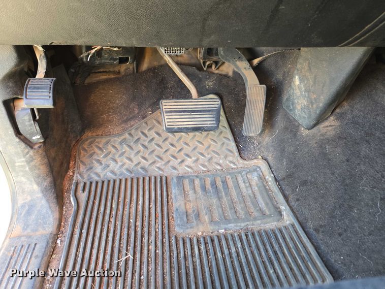 image for item ET1190 2011 Chevrolet Silverado 1500 Ext. Cab pickup truck