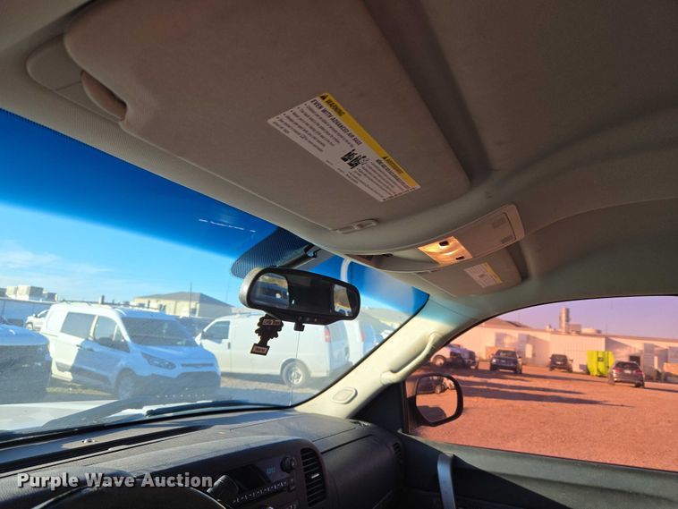 image for item ET1190 2011 Chevrolet Silverado 1500 Ext. Cab pickup truck