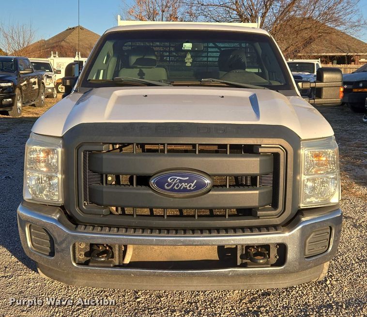 image for item ET1191 2016 Ford F250 Super Duty XL pickup truck