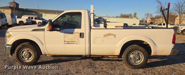 image for item ET1191 2016 Ford F250 Super Duty XL pickup truck