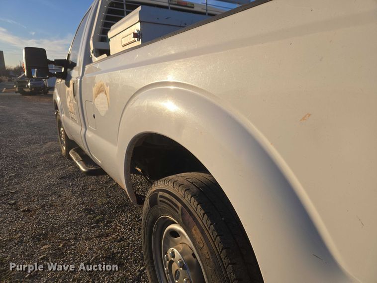 image for item ET1191 2016 Ford F250 Super Duty XL pickup truck