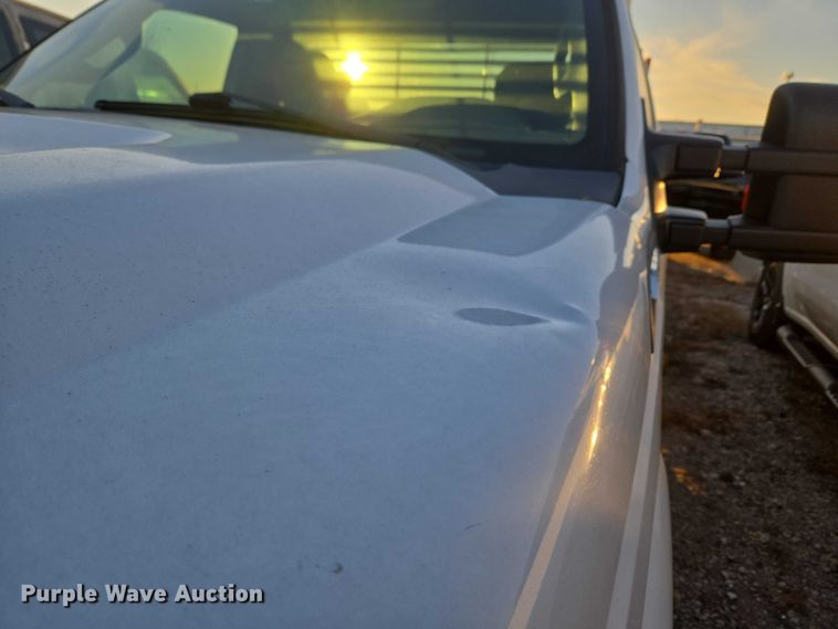 image for item ET1191 2016 Ford F250 Super Duty XL pickup truck