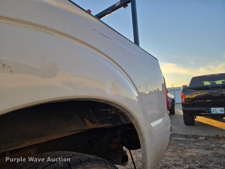 image for item ET1191 2016 Ford F250 Super Duty XL pickup truck