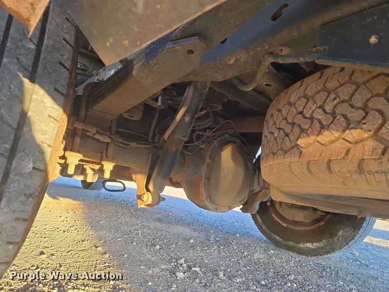 image for item ET1191 2016 Ford F250 Super Duty XL pickup truck