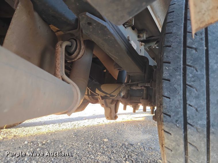 image for item ET1191 2016 Ford F250 Super Duty XL pickup truck