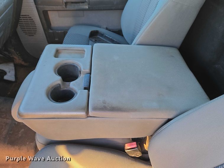 image for item ET1191 2016 Ford F250 Super Duty XL pickup truck