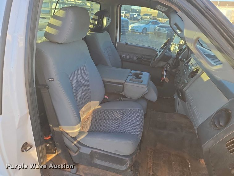 image for item ET1191 2016 Ford F250 Super Duty XL pickup truck