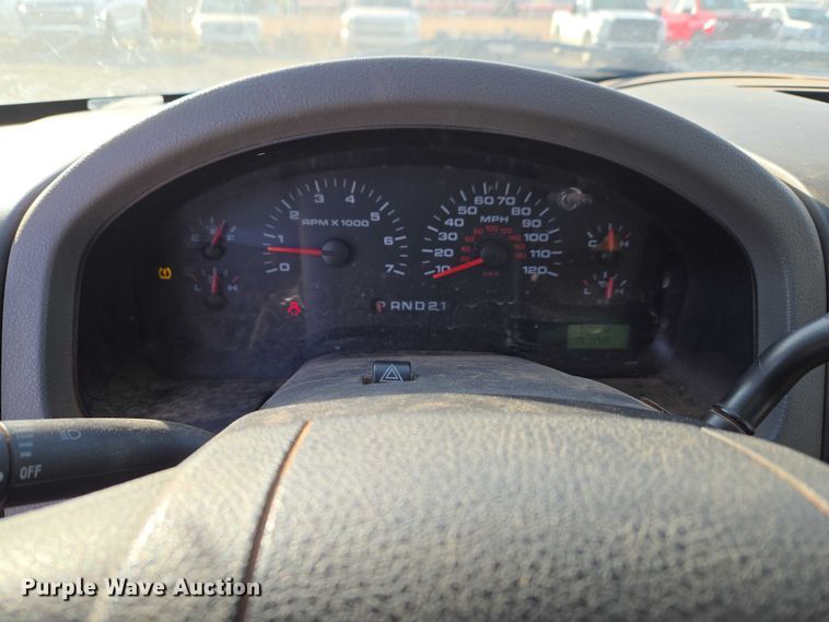 image for item ET1192 2008 Ford F150 XL pickup truck