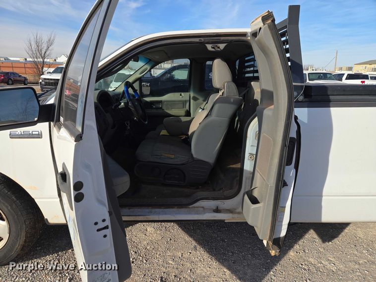 image for item ET1192 2008 Ford F150 XL pickup truck