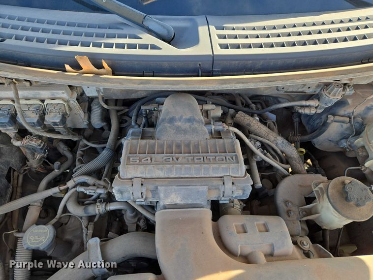 image for item ET1192 2008 Ford F150 XL pickup truck