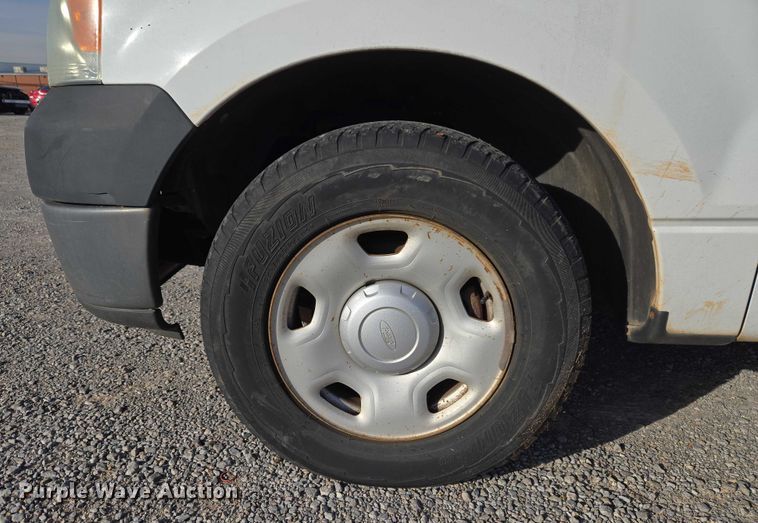 image for item ET1192 2008 Ford F150 XL pickup truck