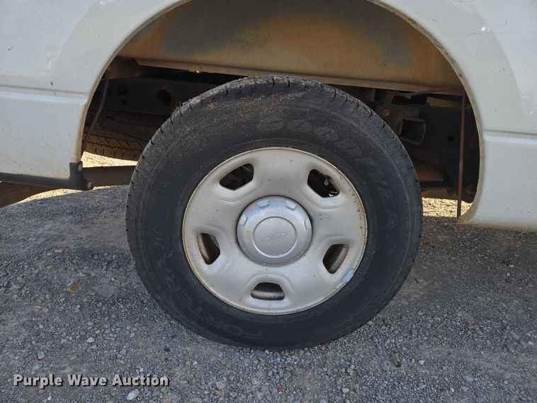 image for item ET1192 2008 Ford F150 XL pickup truck