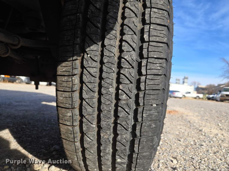 image for item ET1192 2008 Ford F150 XL pickup truck