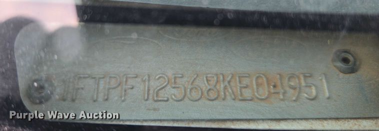 image for item ET1192 2008 Ford F150 XL pickup truck