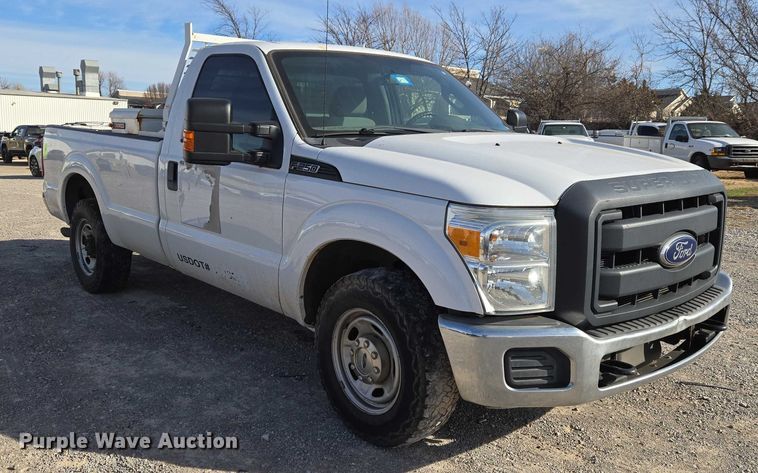 image for item ET1194 2016 Ford F250 Super Duty XL pickup truck