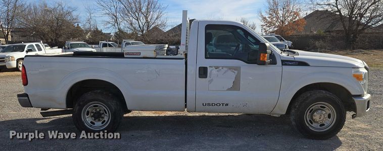 image for item ET1194 2016 Ford F250 Super Duty XL pickup truck