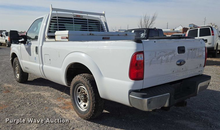 image for item ET1194 2016 Ford F250 Super Duty XL pickup truck