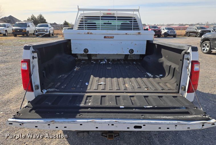 image for item ET1194 2016 Ford F250 Super Duty XL pickup truck