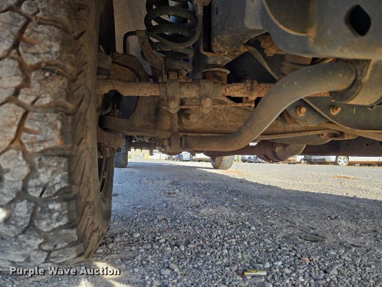 image for item ET1194 2016 Ford F250 Super Duty XL pickup truck