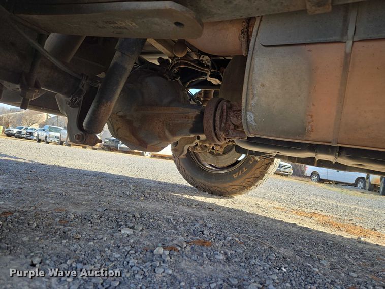 image for item ET1194 2016 Ford F250 Super Duty XL pickup truck