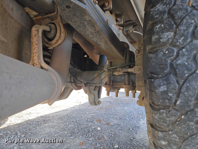 image for item ET1194 2016 Ford F250 Super Duty XL pickup truck