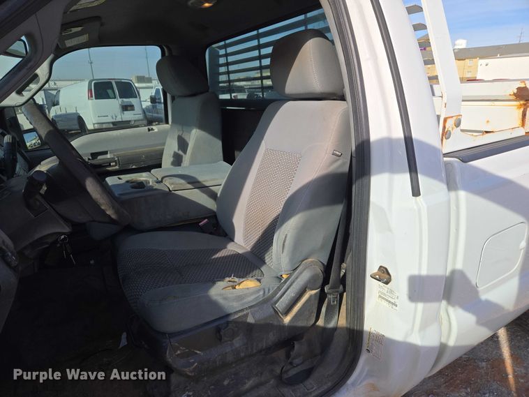 image for item ET1194 2016 Ford F250 Super Duty XL pickup truck