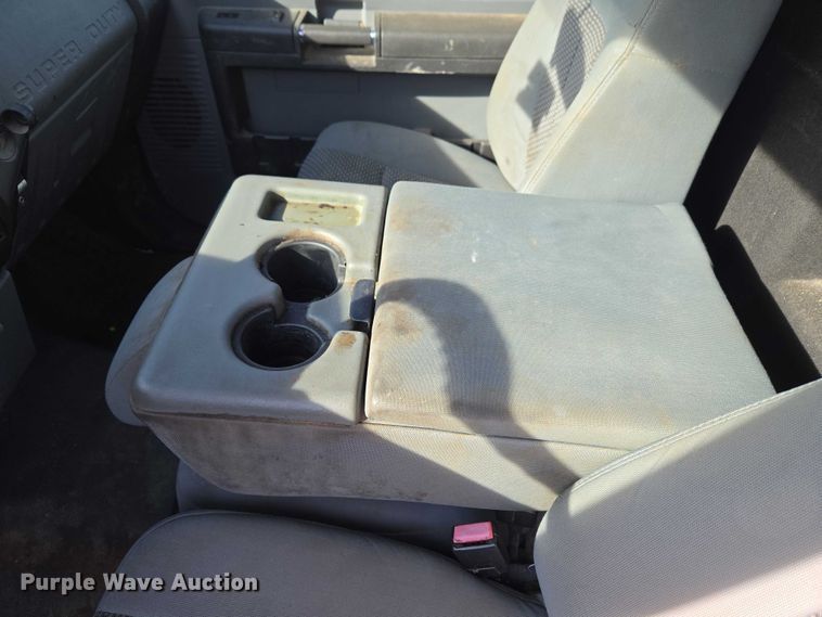 image for item ET1194 2016 Ford F250 Super Duty XL pickup truck