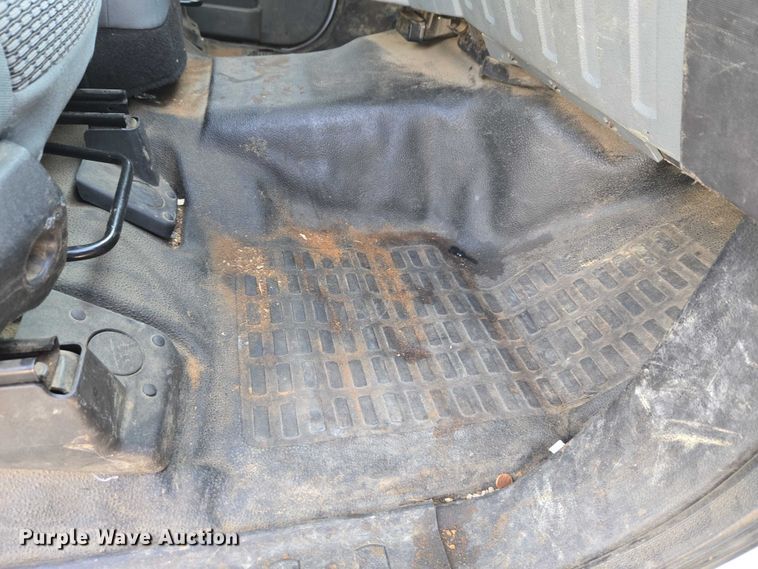 image for item ET1194 2016 Ford F250 Super Duty XL pickup truck