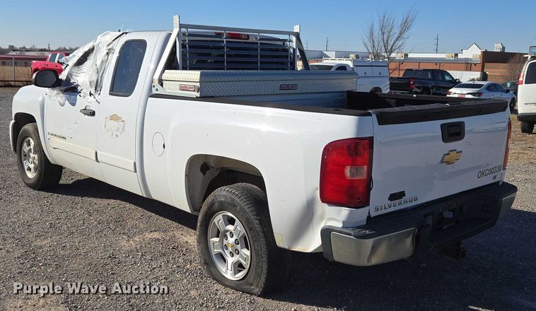image for item ET1195 2008 Chevrolet Silverado 1500 Ext. Cab pickup truck