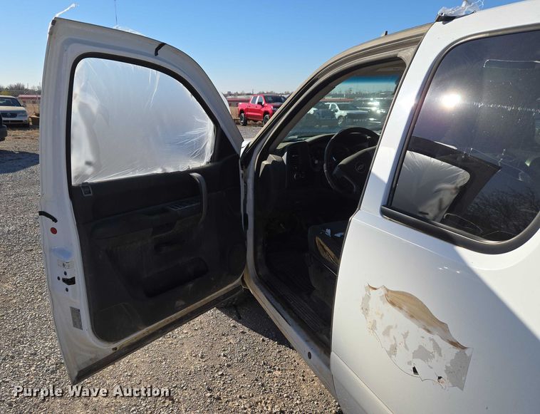 image for item ET1195 2008 Chevrolet Silverado 1500 Ext. Cab pickup truck