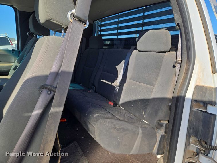 image for item ET1195 2008 Chevrolet Silverado 1500 Ext. Cab pickup truck