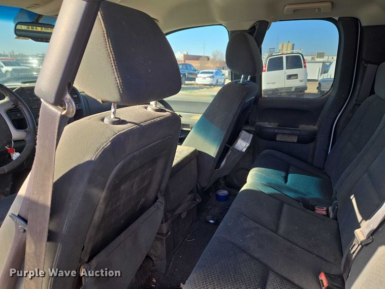 image for item ET1195 2008 Chevrolet Silverado 1500 Ext. Cab pickup truck