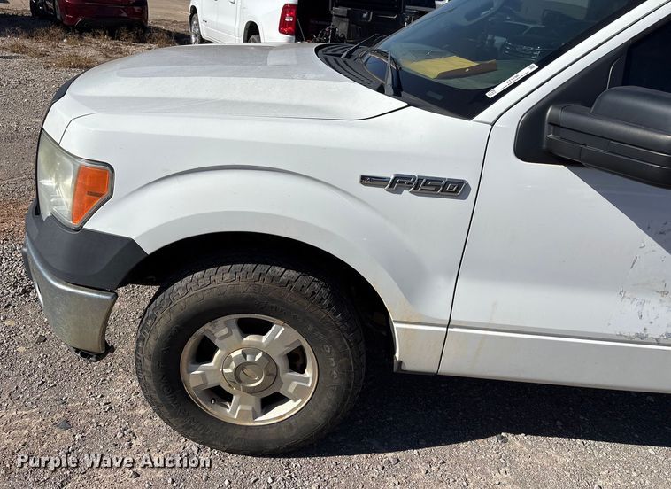 image for item ET1196 2013 Ford F150 XL pickup truck