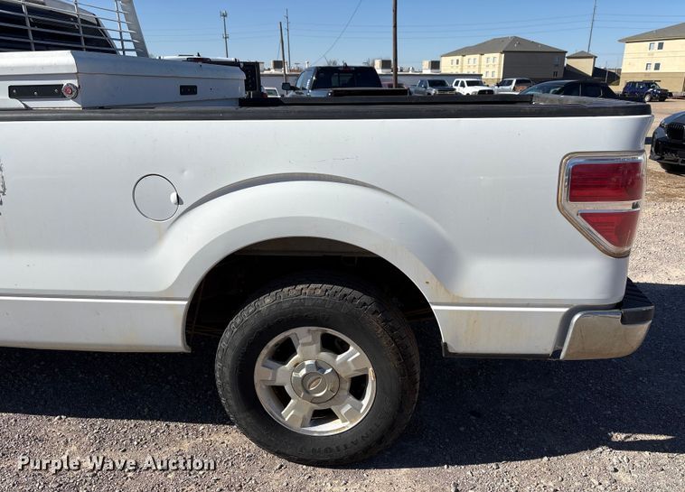 image for item ET1196 2013 Ford F150 XL pickup truck