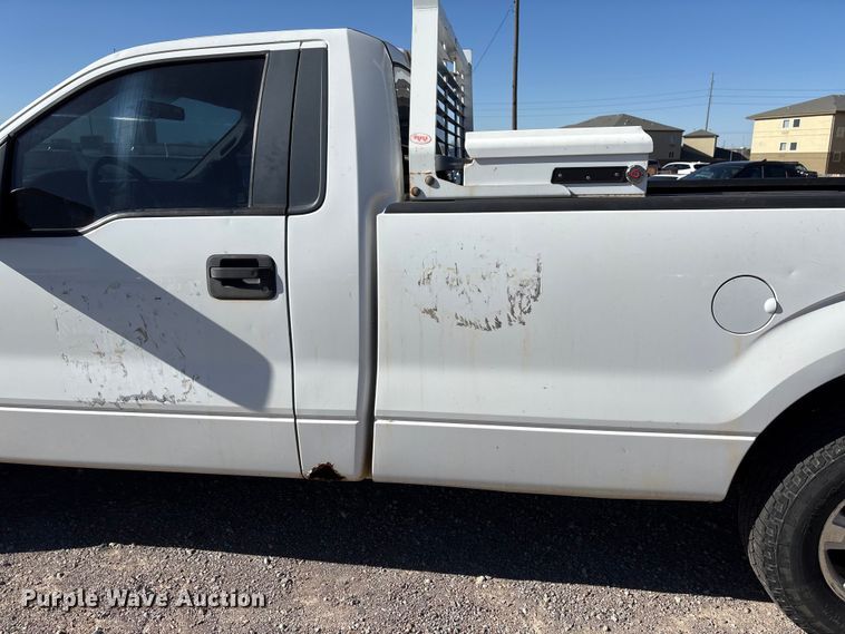 image for item ET1196 2013 Ford F150 XL pickup truck