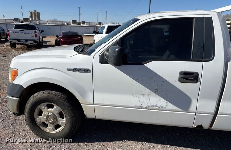 image for item ET1196 2013 Ford F150 XL pickup truck