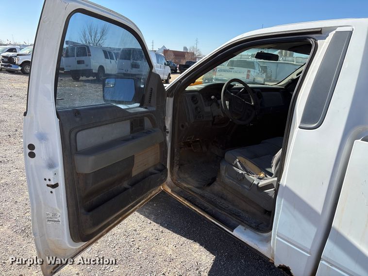 image for item ET1196 2013 Ford F150 XL pickup truck