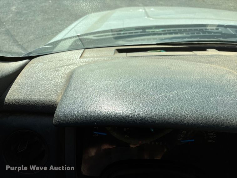 image for item ET1196 2013 Ford F150 XL pickup truck