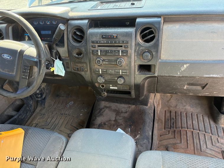 image for item ET1196 2013 Ford F150 XL pickup truck