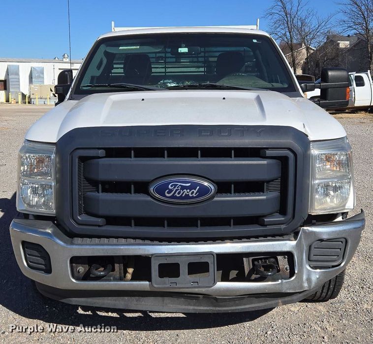 image for item ET1197 2016 Ford F250 Super Duty XL pickup truck