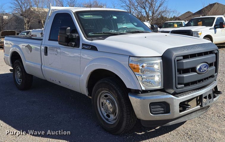 image for item ET1197 2016 Ford F250 Super Duty XL pickup truck